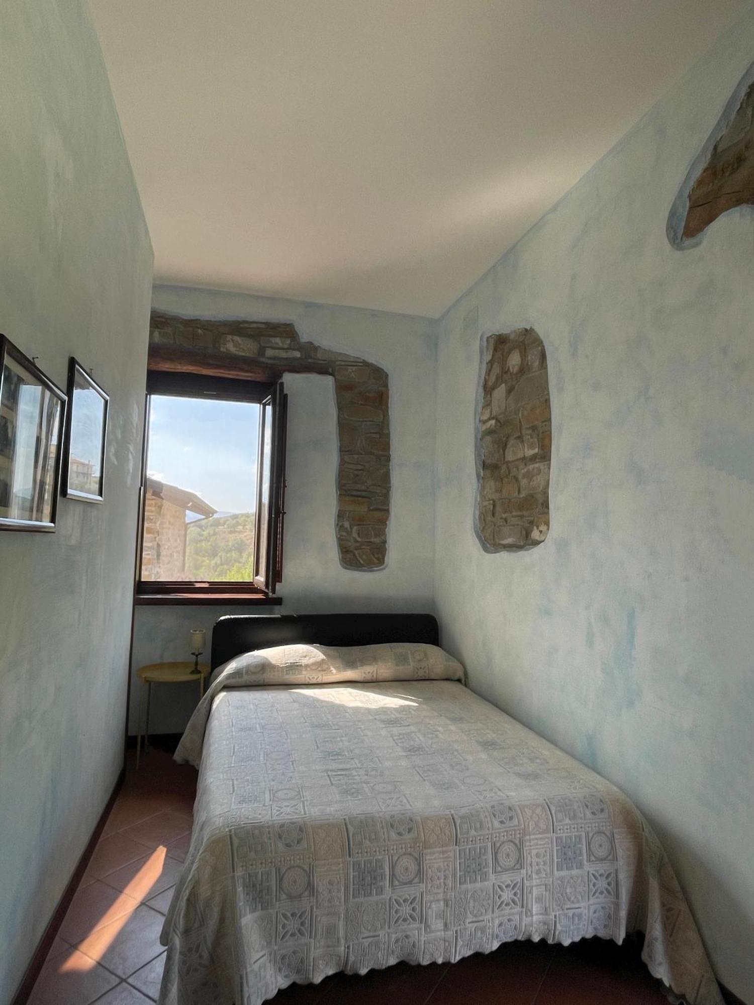 Agriturismo Piano Di Andrea Ostigliano Exterior foto